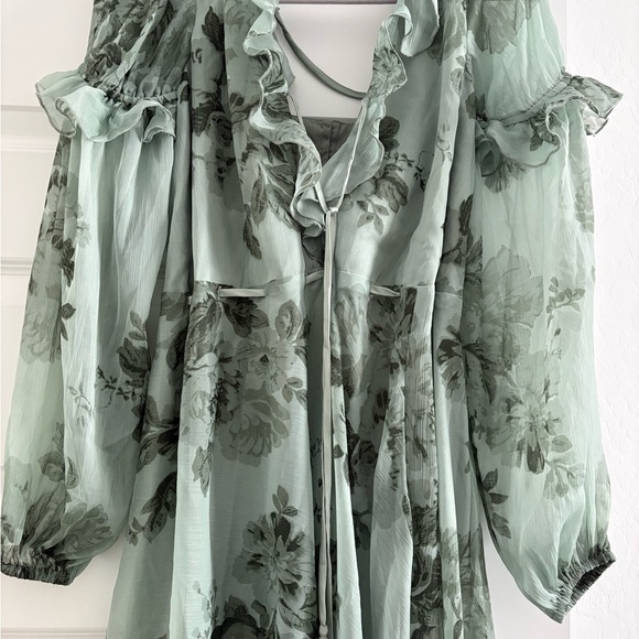 Floral Ruffle Midi Dress - Picture 4 of 16